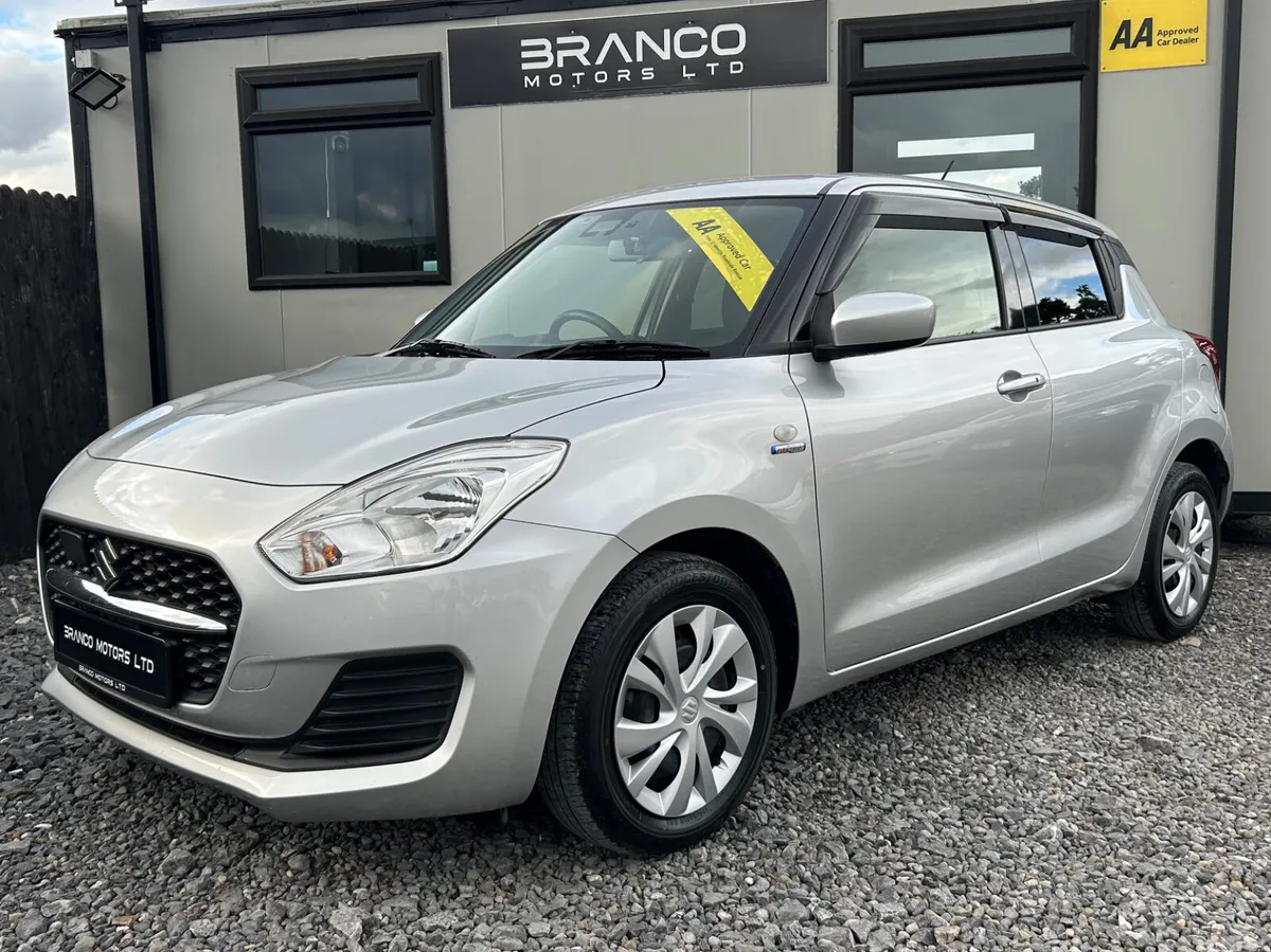 Suzuki Swift Hatchback, Petrol Hybrid, 2021, Silver