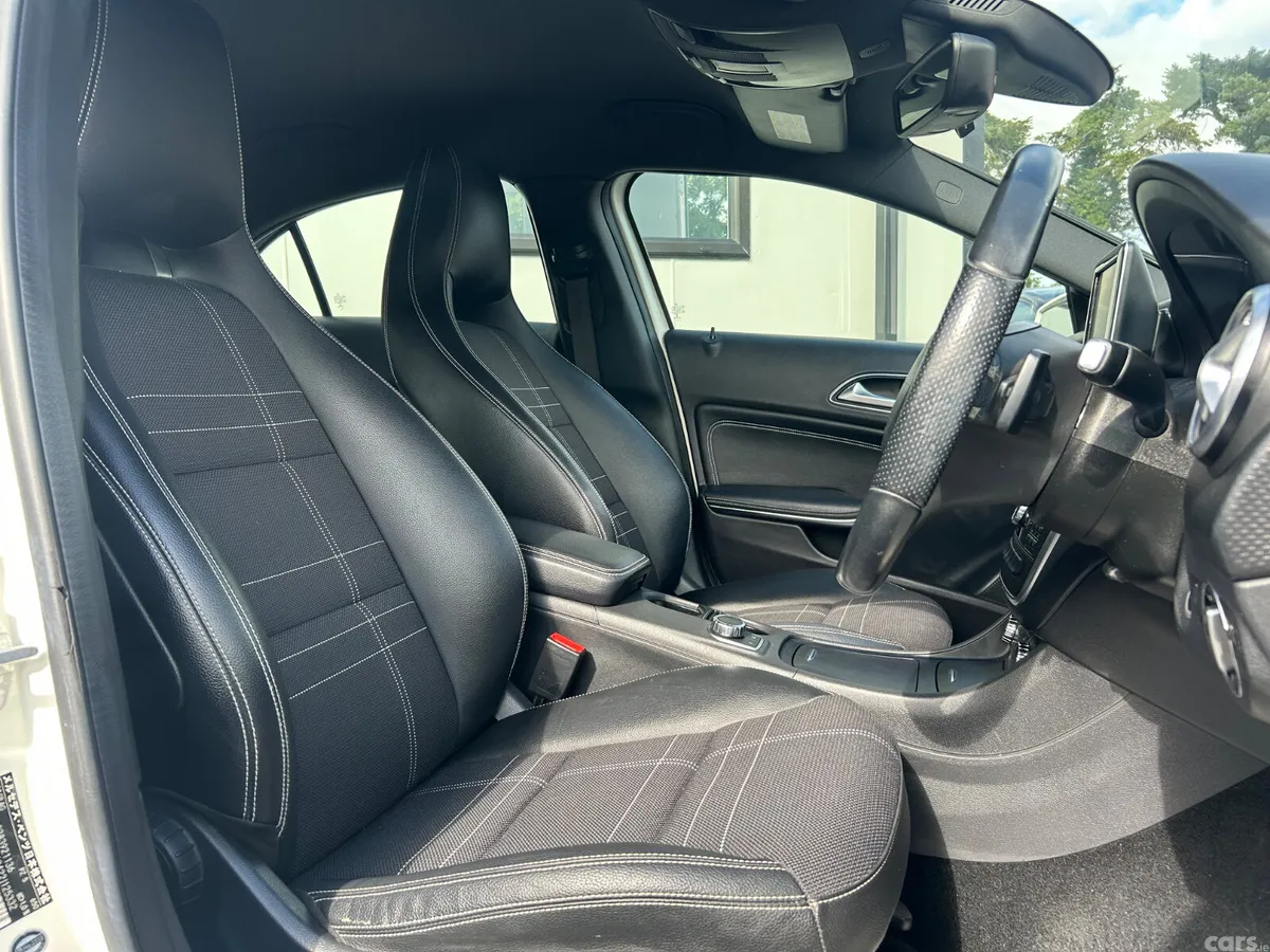 Mercedes-Benz A-Class Hatchback, Petrol, 2013, White