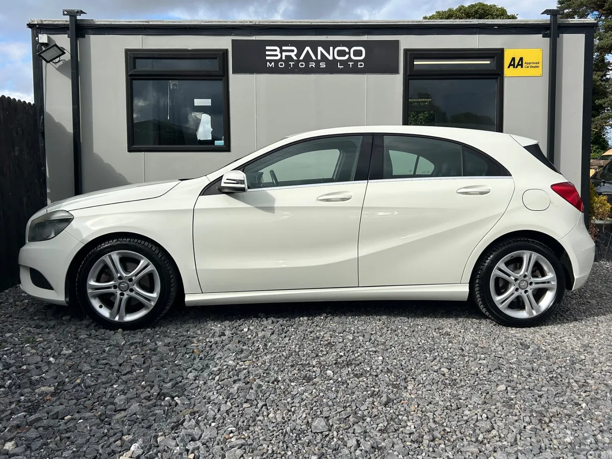 Mercedes-Benz A-Class Hatchback, Petrol, 2013, White
