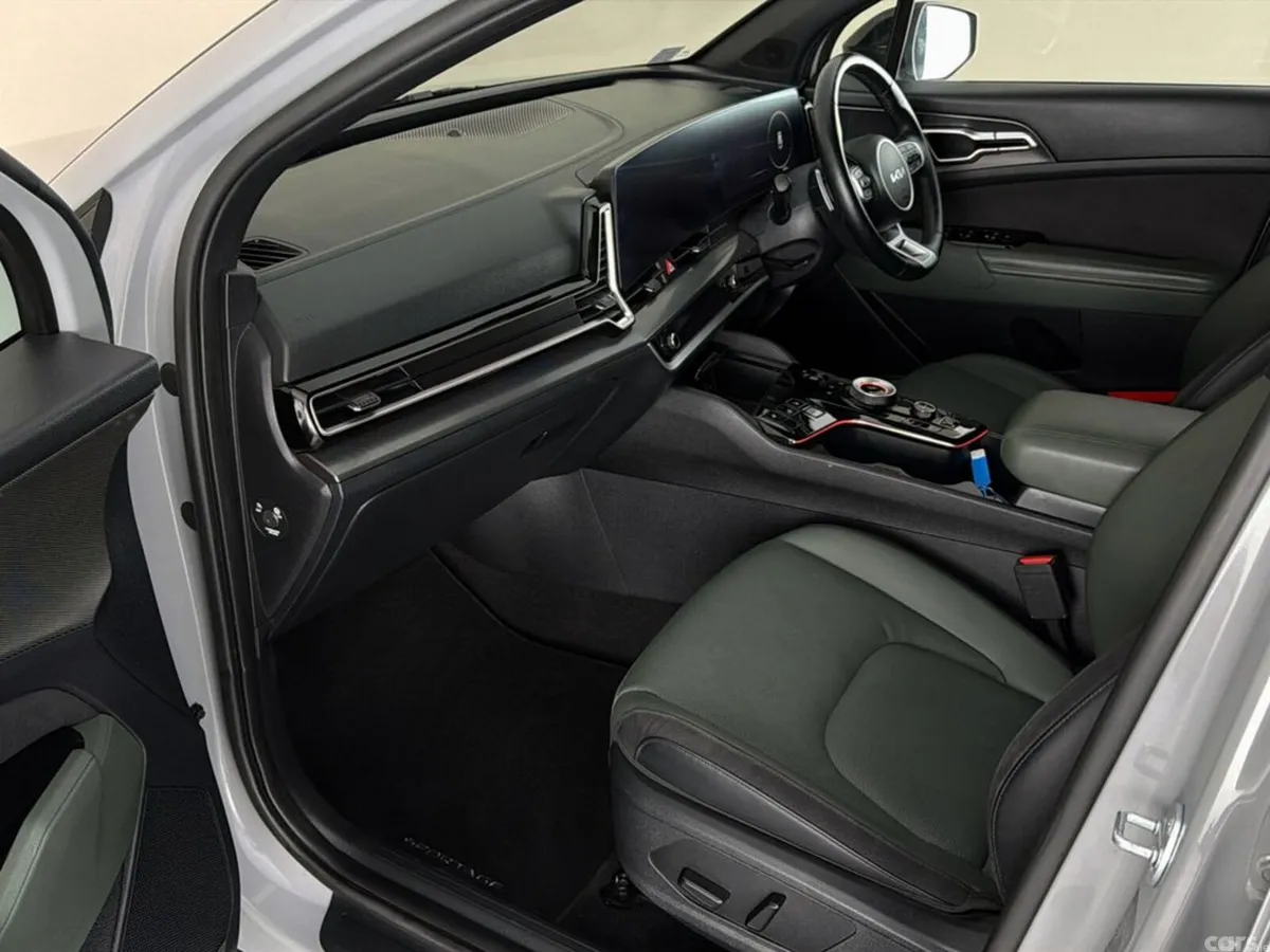 Kia Sportage SUV, Petrol Plug-in Hybrid, 2024, Grey