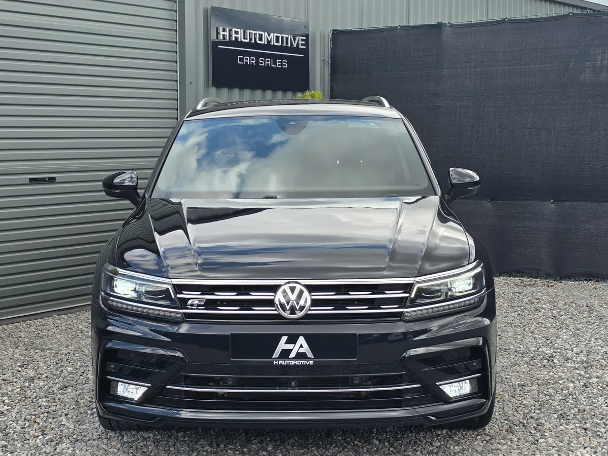 Volkswagen Tiguan SUV, Petrol, 2018, Black