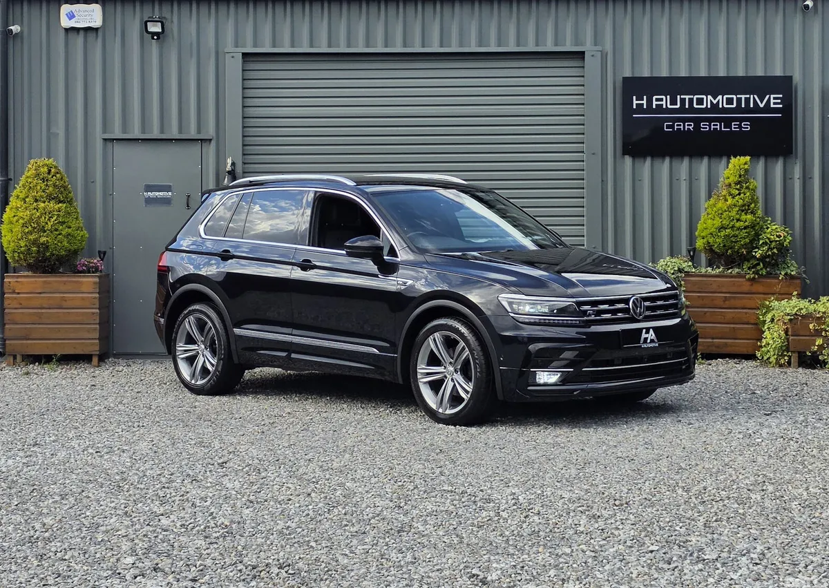 Volkswagen Tiguan SUV, Petrol, 2018, Black