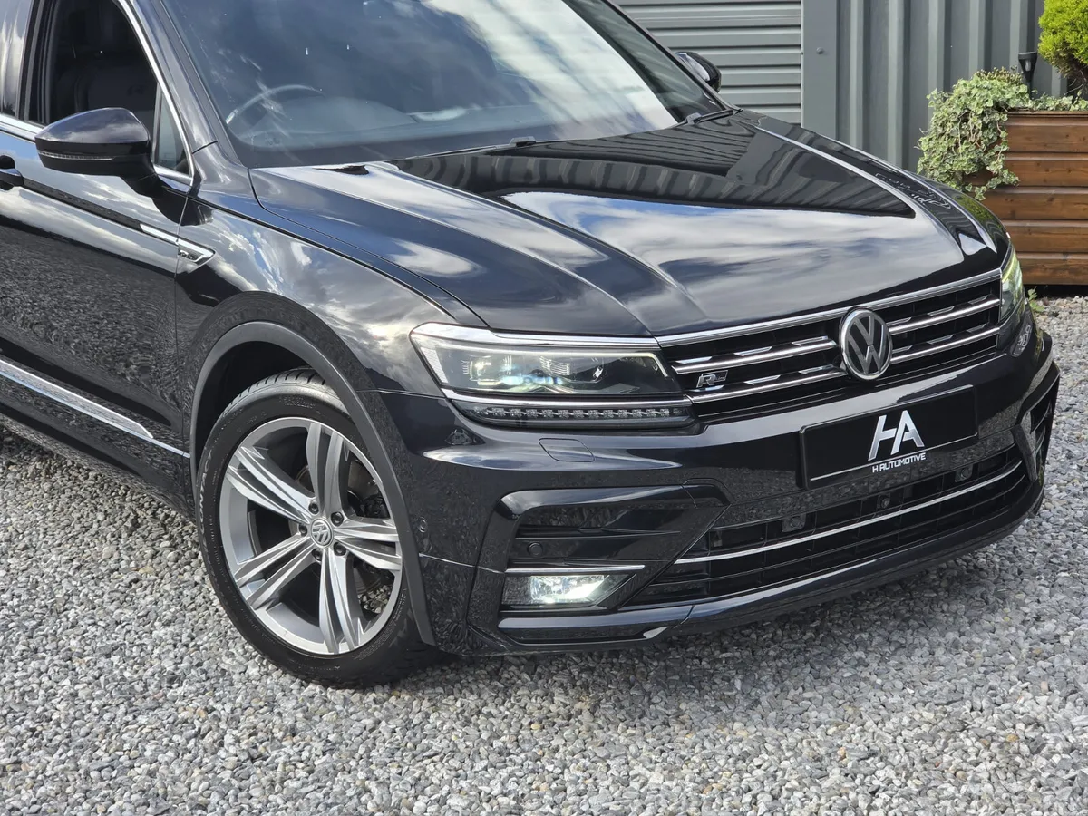 Volkswagen Tiguan SUV, Petrol, 2018, Black