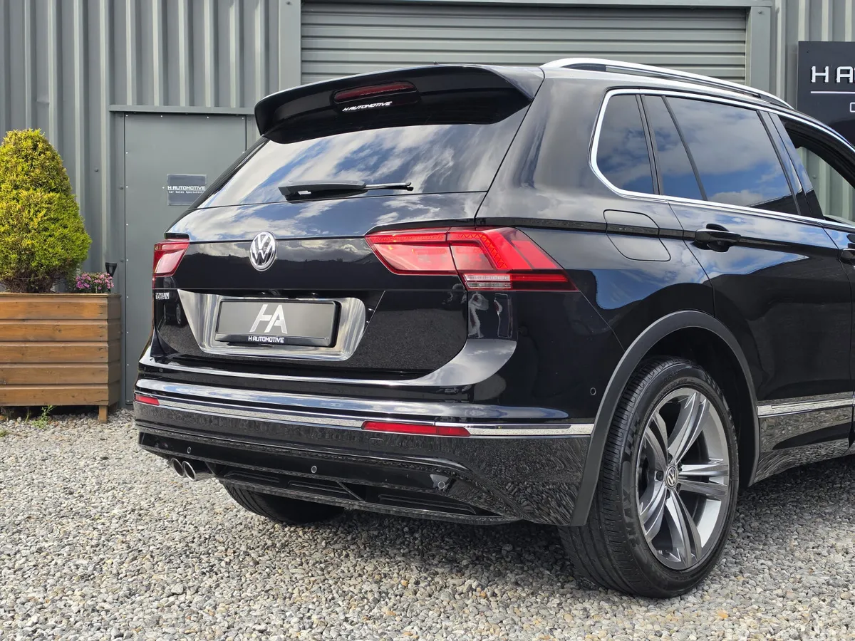 Volkswagen Tiguan SUV, Petrol, 2018, Black