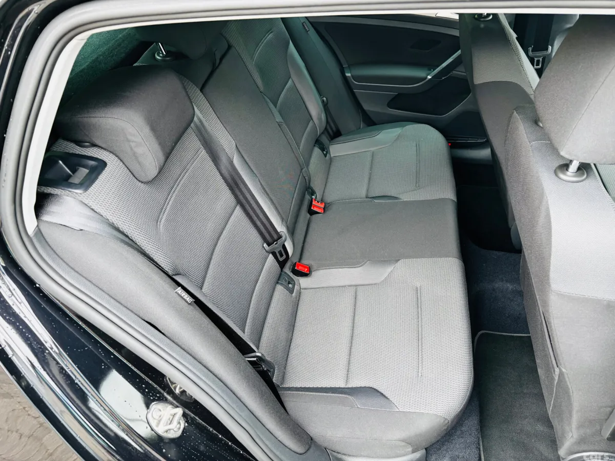 Volkswagen Golf Hatchback, Petrol, 2016, Black