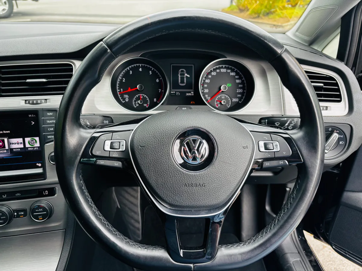 Volkswagen Golf Hatchback, Petrol, 2016, Black