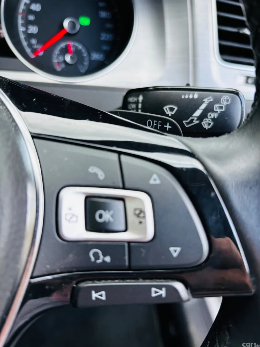 Volkswagen Golf Hatchback, Petrol, 2015, Silver