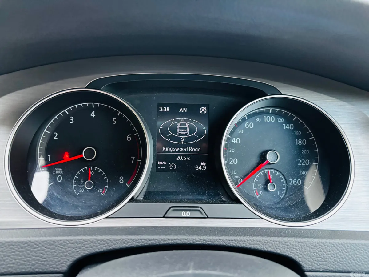 Volkswagen Golf Hatchback, Petrol, 2015, Silver