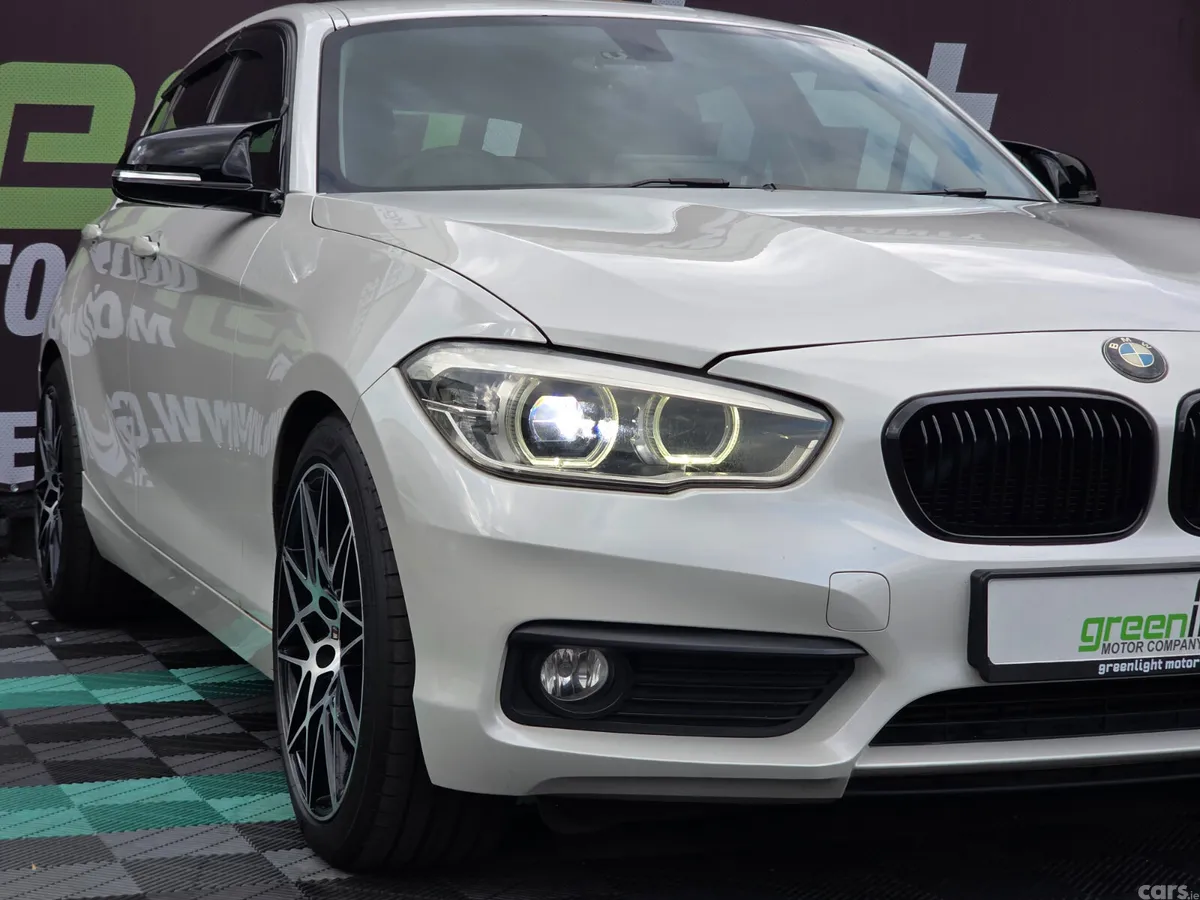BMW 1-Series Hatchback, Diesel, 2016, White