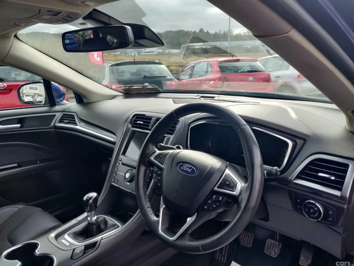Ford Mondeo Hatchback, Diesel, 2018, Blue