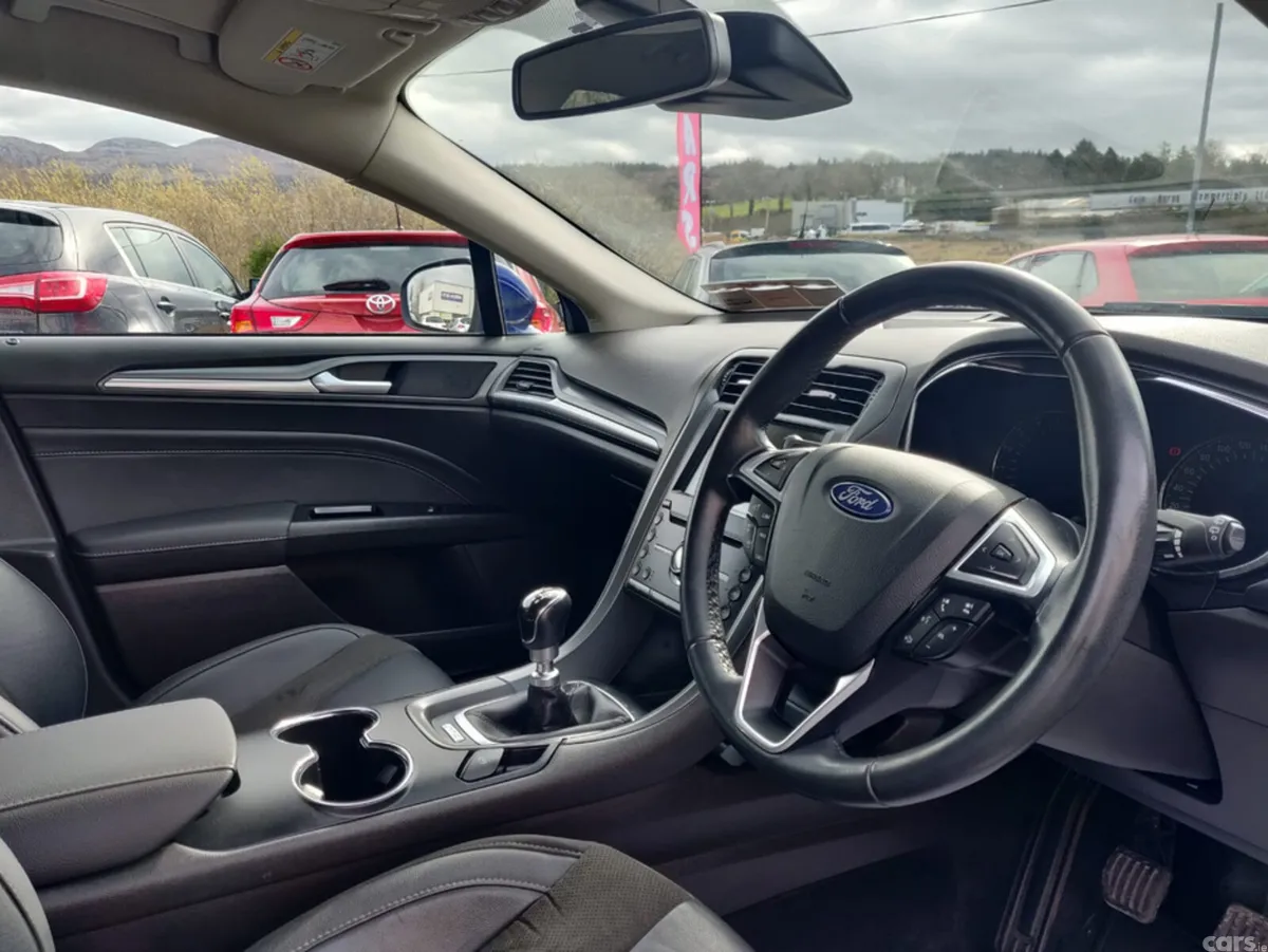 Ford Mondeo Hatchback, Diesel, 2018, Blue