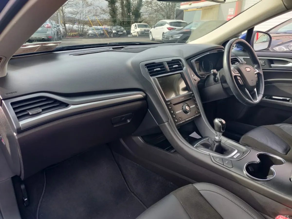 Ford Mondeo Hatchback, Diesel, 2018, Blue