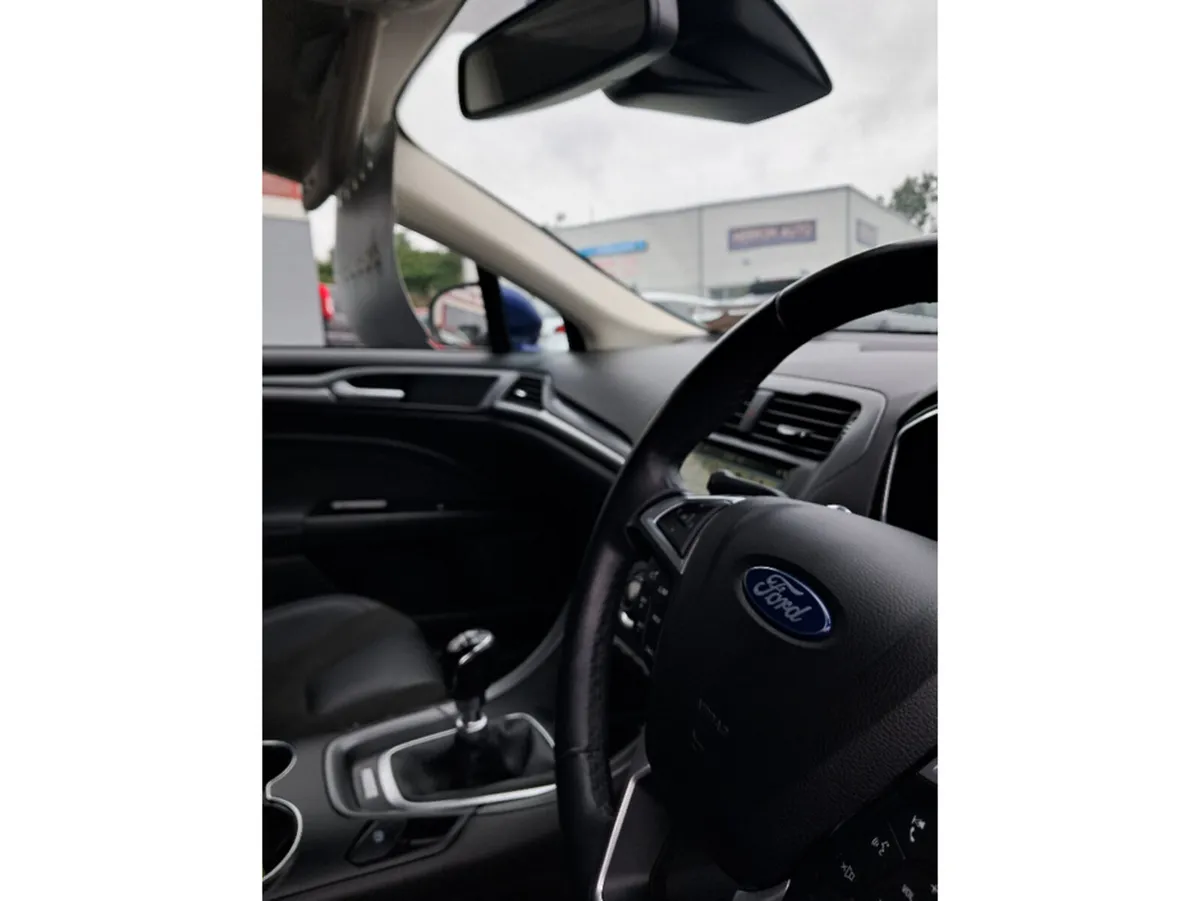 Ford Mondeo Hatchback, Diesel, 2018, Blue