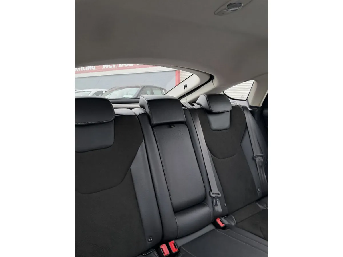 Ford Mondeo Hatchback, Diesel, 2018, Blue