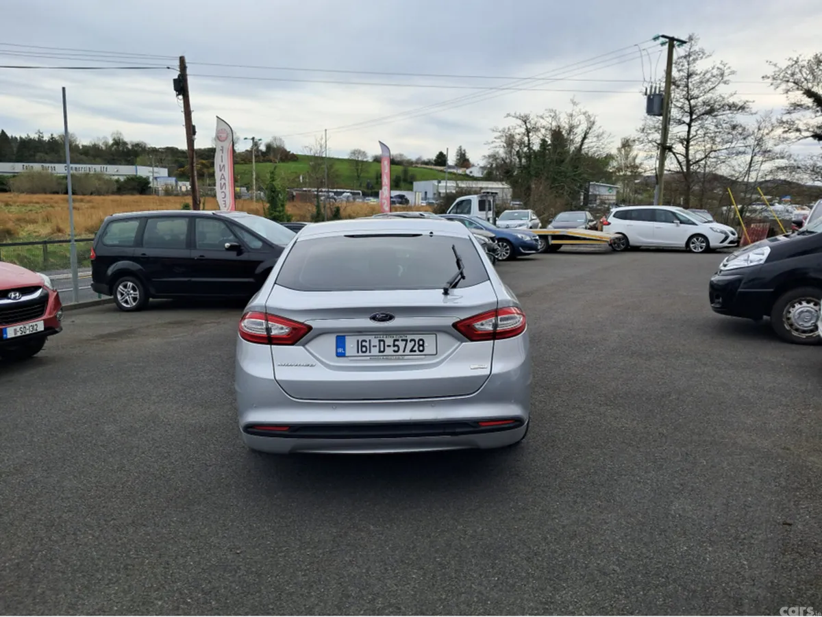 Ford Mondeo Hatchback, Diesel, 2016, Silver