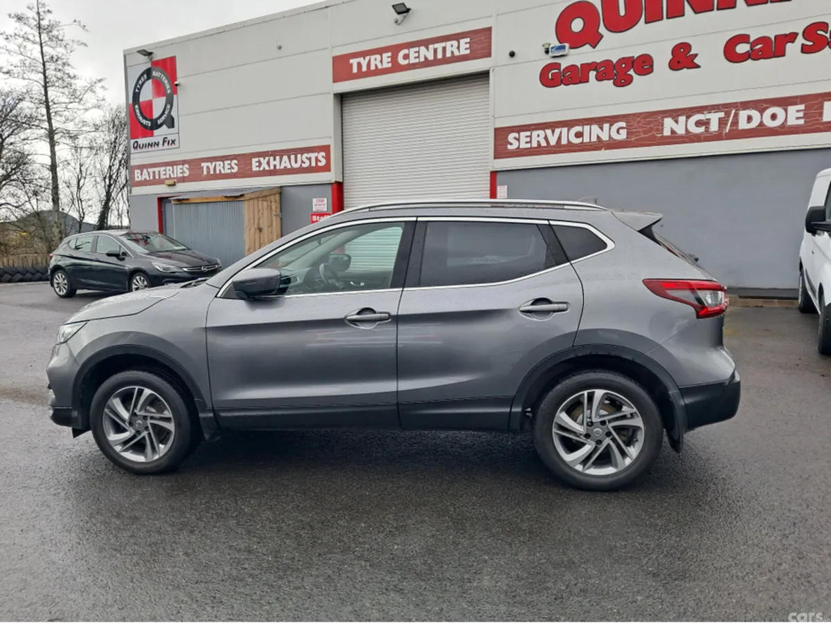 Nissan Qashqai MPV, Diesel, 2019, Grey