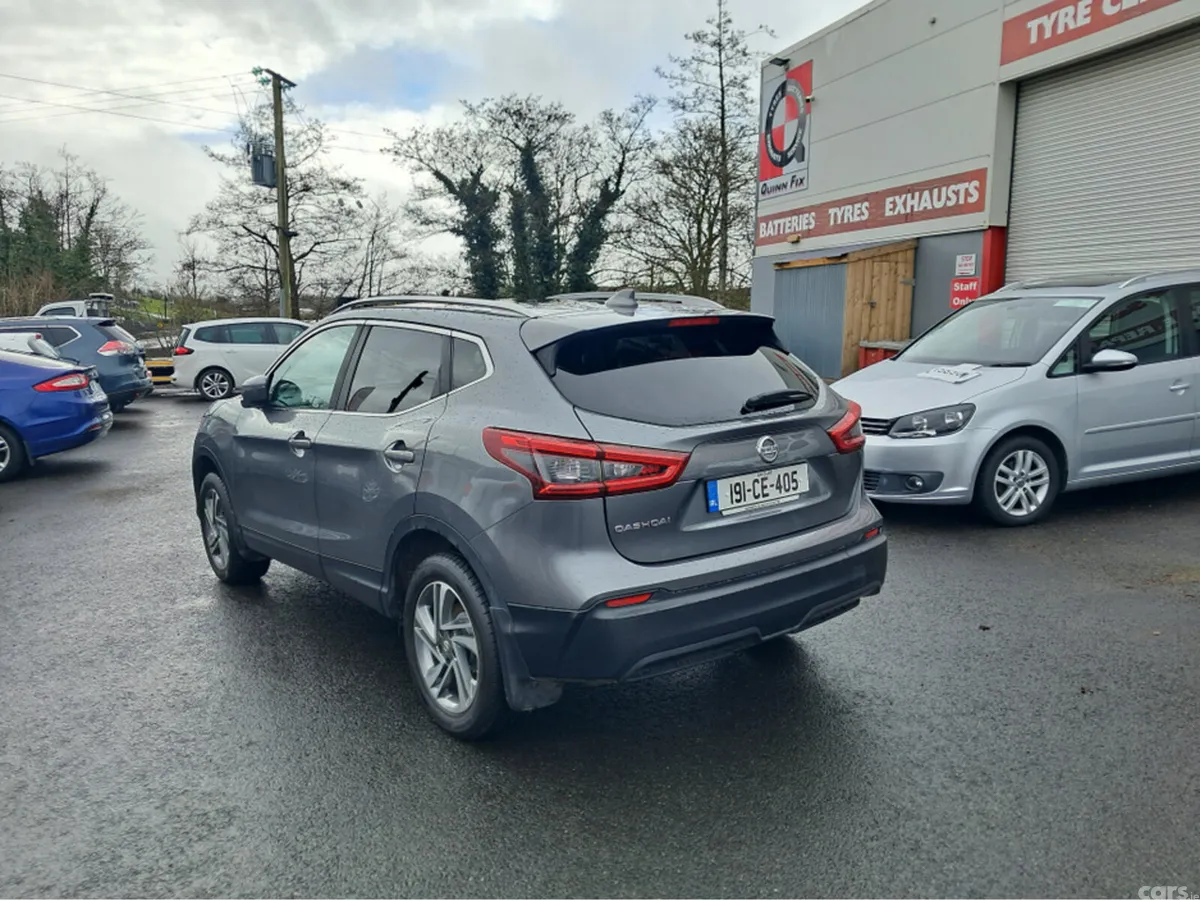 Nissan Qashqai MPV, Diesel, 2019, Grey