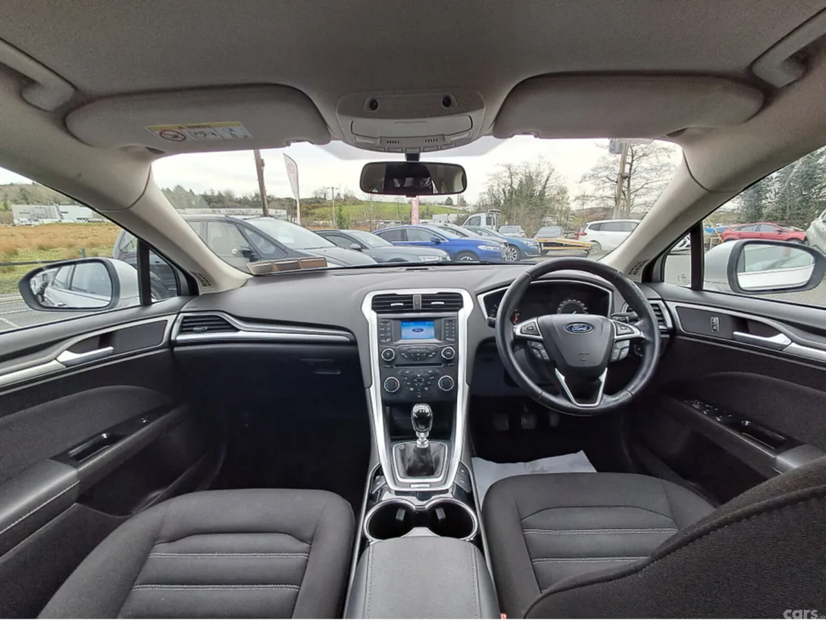 Ford Mondeo Hatchback, Diesel, 2016, Silver