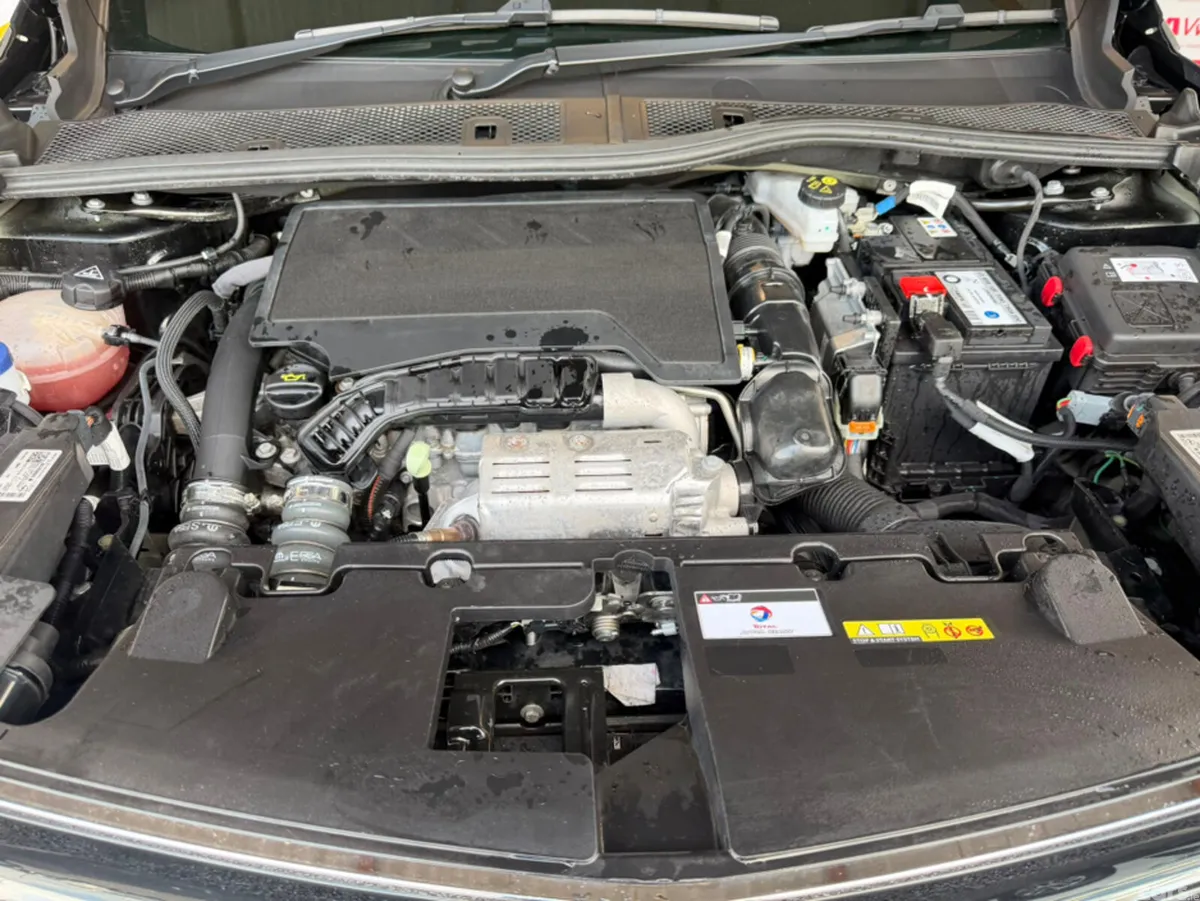 Opel Mokka MPV, Petrol, 2023, Black