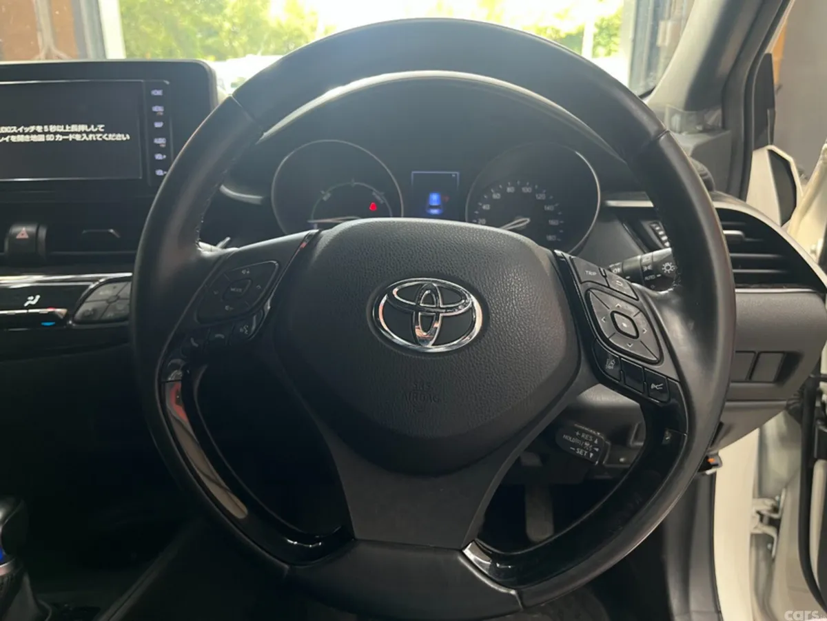 Toyota C-HR SUV, Petrol, 2019, White