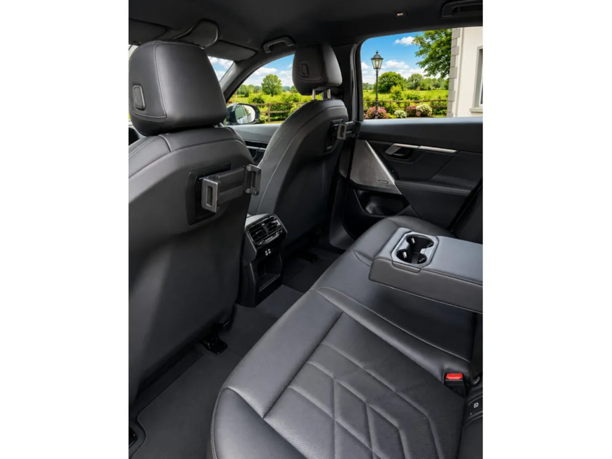 BMW 5-Series Saloon, Petrol Plug-in Hybrid, 2025, White