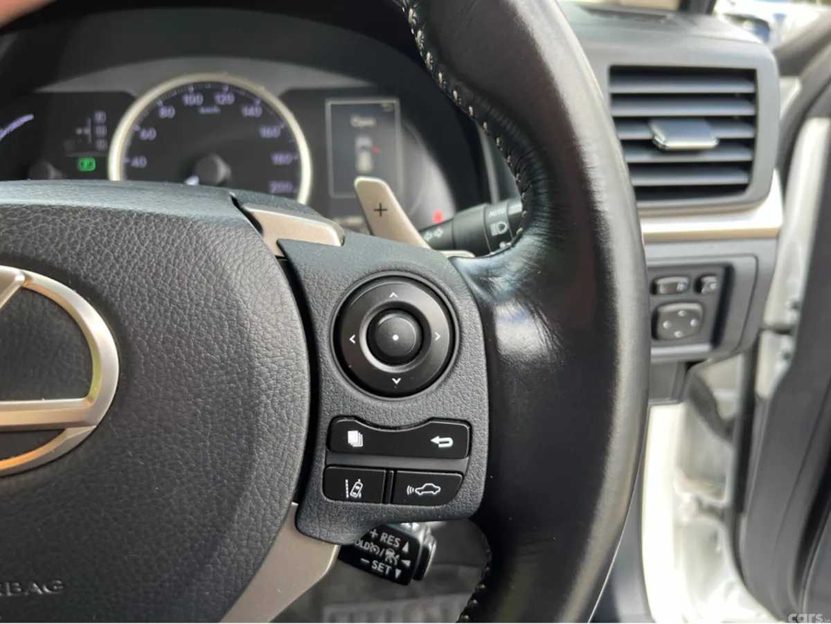 Lexus CT Hatchback, Petrol Hybrid, 2017, White