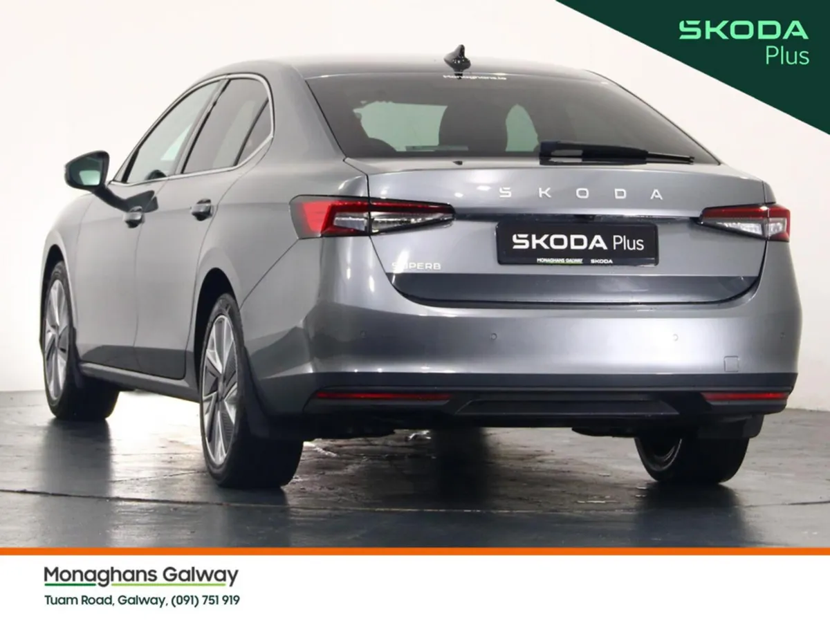 Skoda Superb Hatchback, Diesel, 2025, Grey