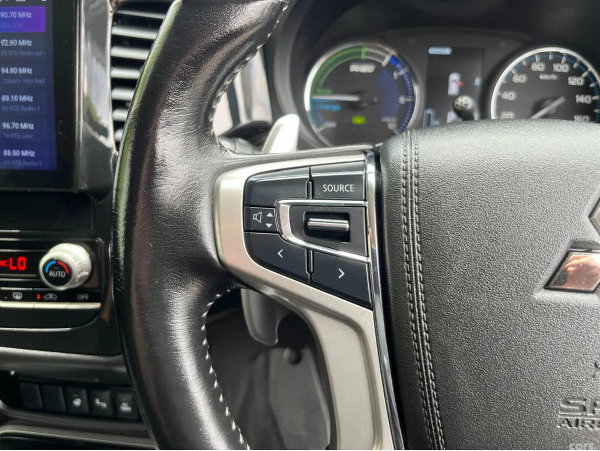 Mitsubishi Outlander SUV, Petrol Plug-in Hybrid, 2021, White