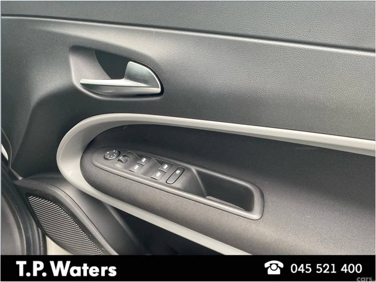 Jeep Avenger Hatchback, Petrol, 2026, White