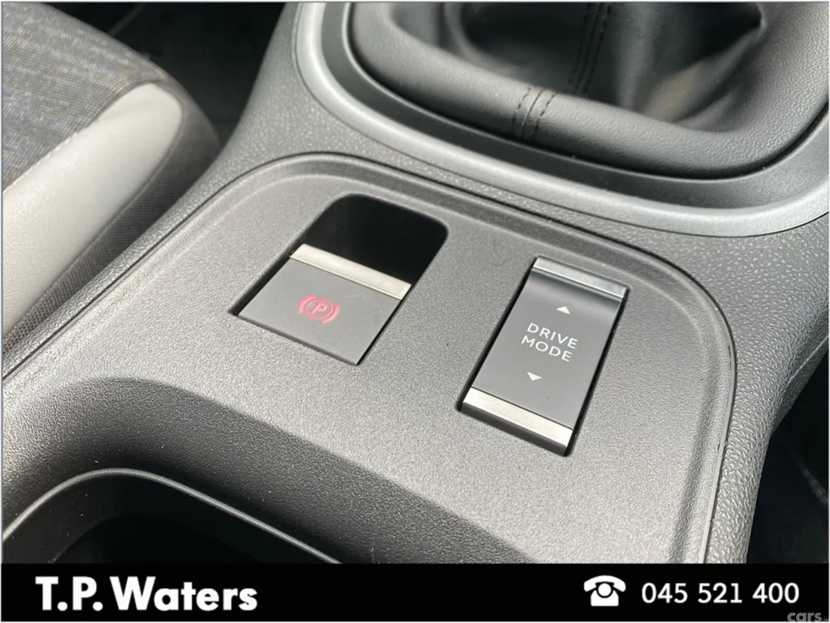 Jeep Avenger Hatchback, Petrol, 2026, White