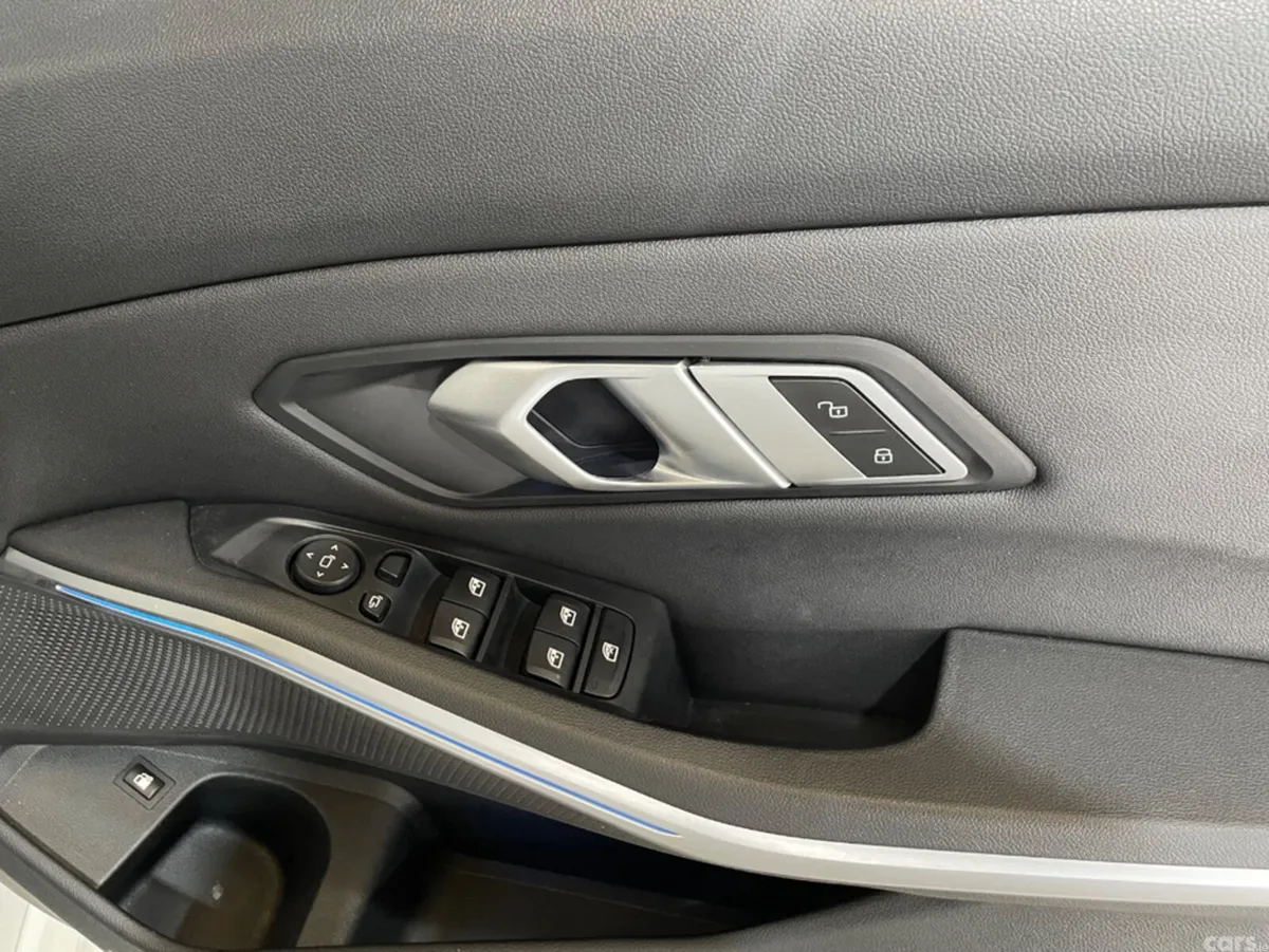 BMW 3-Series Saloon, Petrol Plug-in Hybrid, 2021, White
