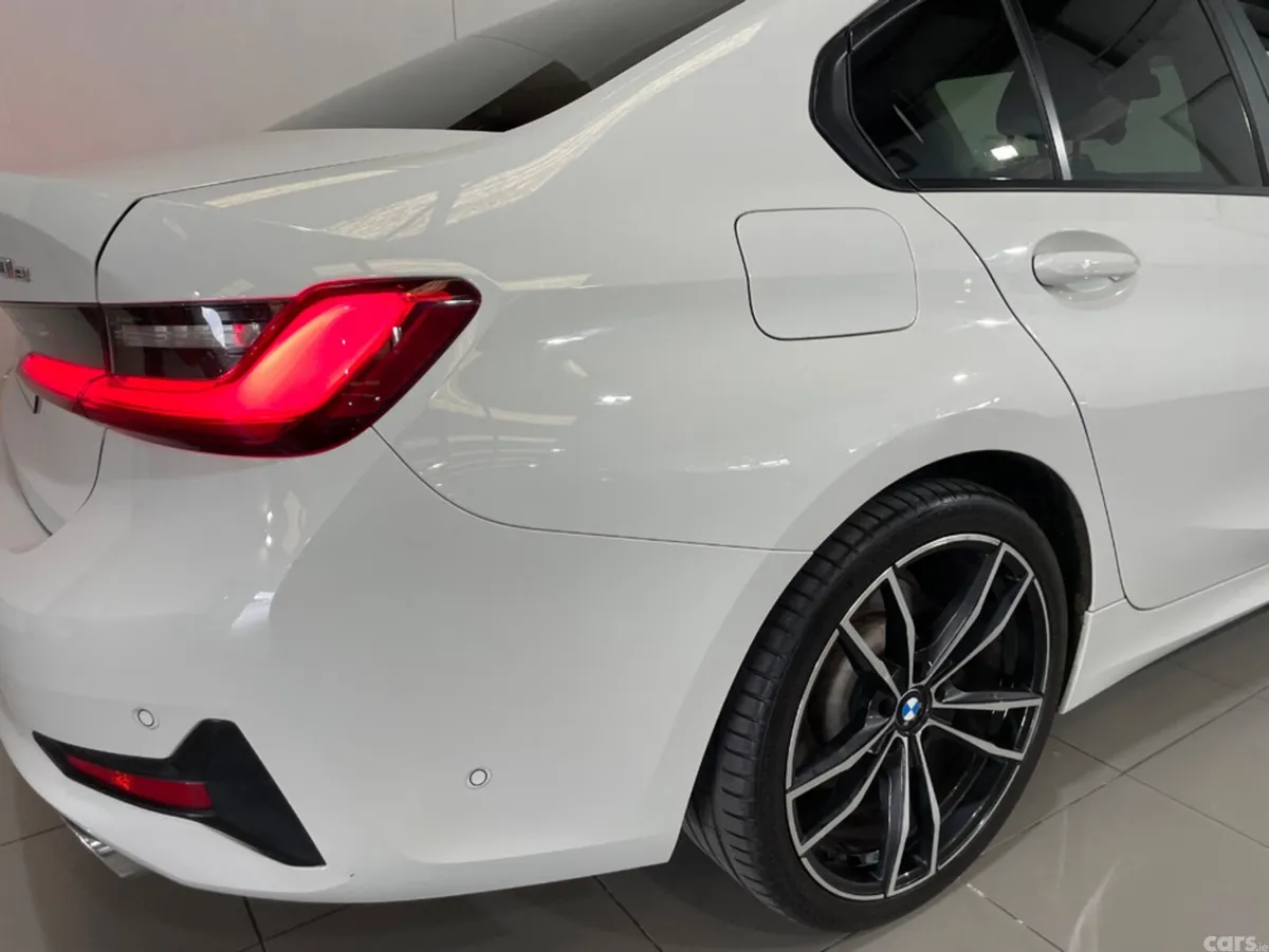 BMW 3-Series Saloon, Petrol Plug-in Hybrid, 2021, White