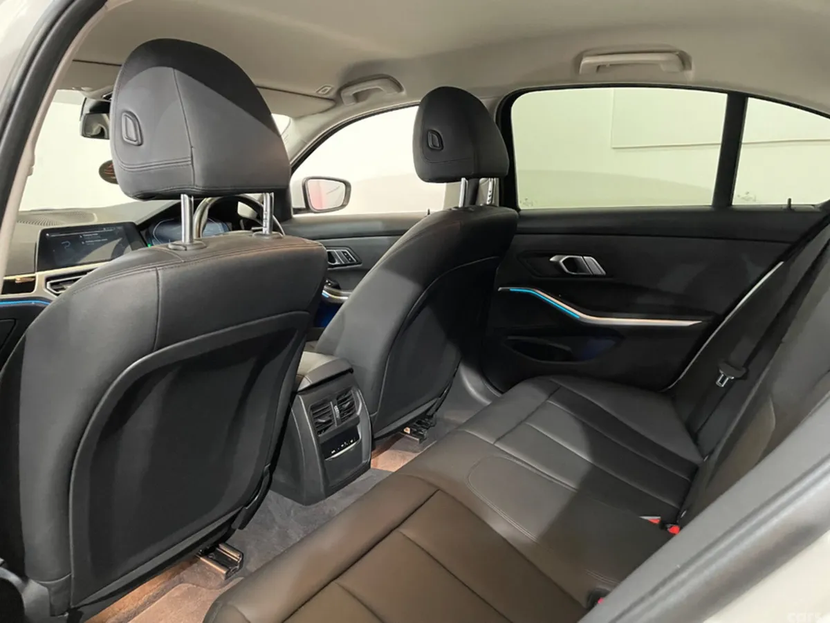 BMW 3-Series Saloon, Petrol Plug-in Hybrid, 2021, White