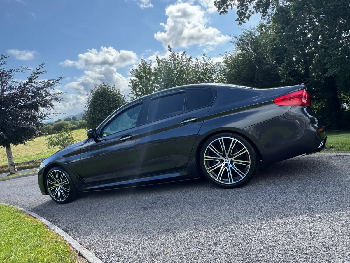 BMW 5-Series Saloon, Diesel, 2018, Grey