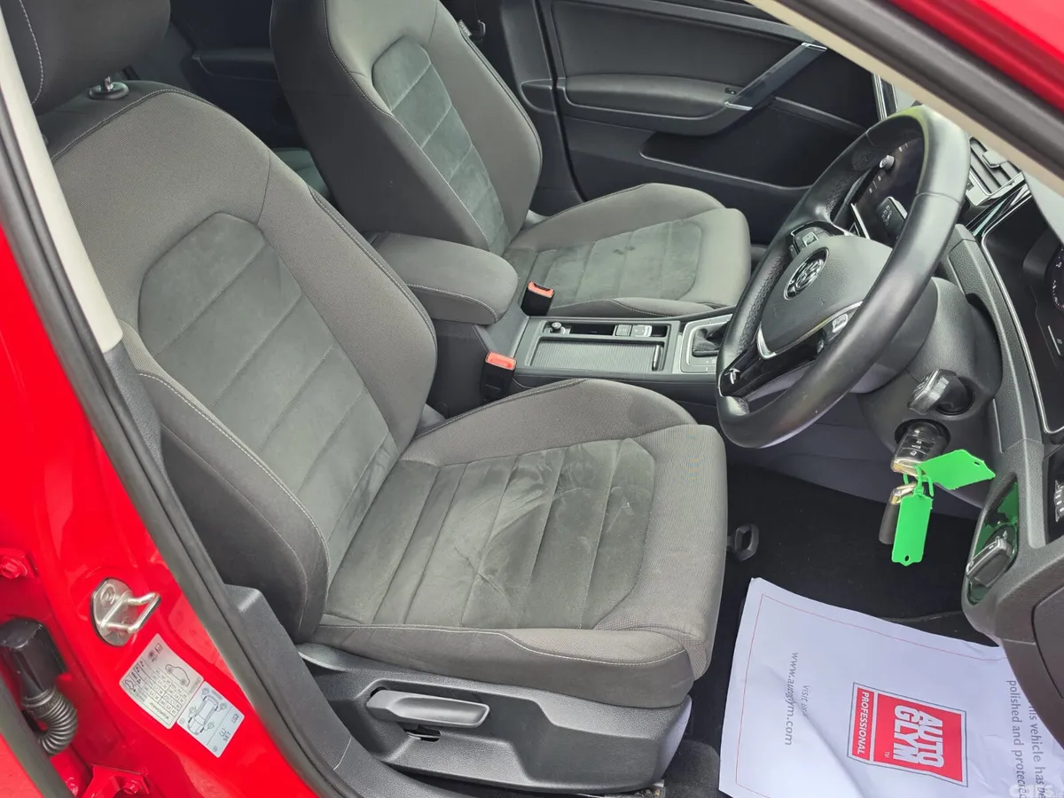 Volkswagen Golf Estate, Diesel, 2019, Red