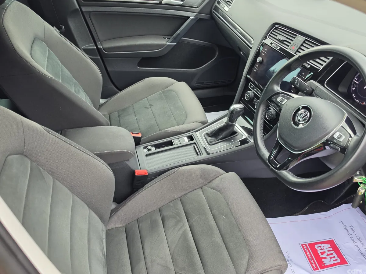 Volkswagen Golf Estate, Diesel, 2019, Red