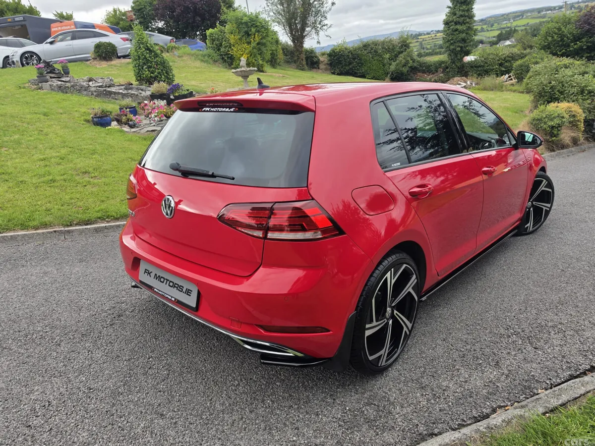 Volkswagen Golf Estate, Diesel, 2019, Red
