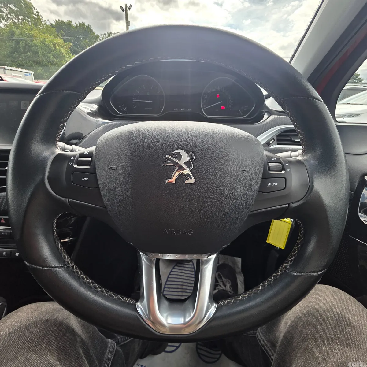 Peugeot 208 Hatchback, Petrol, 2017, Orange