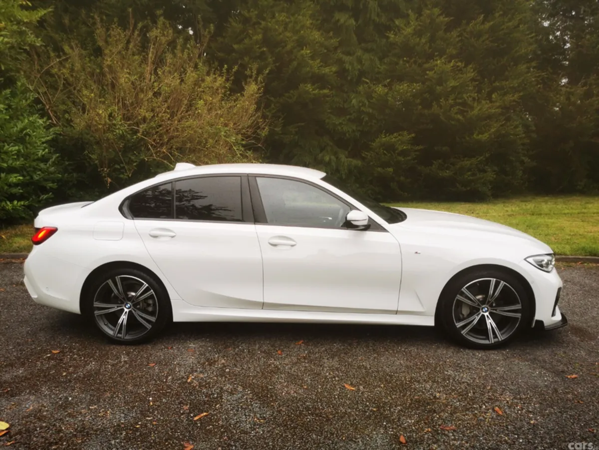 BMW 3-Series Saloon, Petrol Plug-in Hybrid, 2021, White