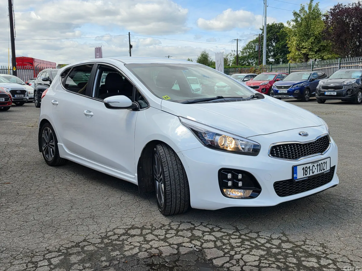 Kia Ceed Hatchback, Petrol, 2018, White