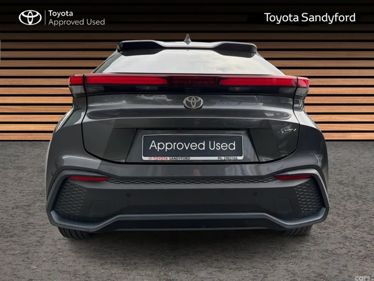 Toyota C-HR SUV, Petrol Hybrid, 2024, Grey