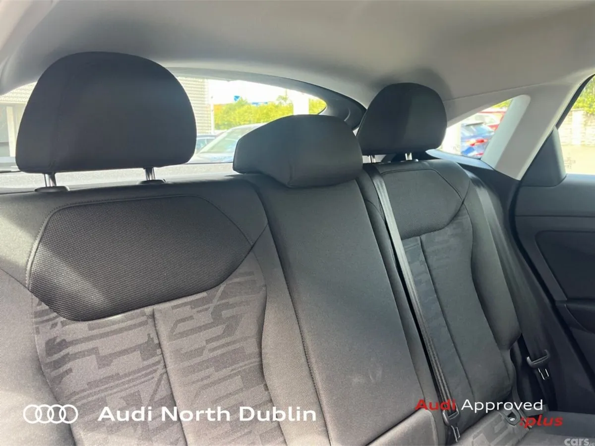 Audi Q3 Coupe, Petrol Plug-in Hybrid, 2026, Blue