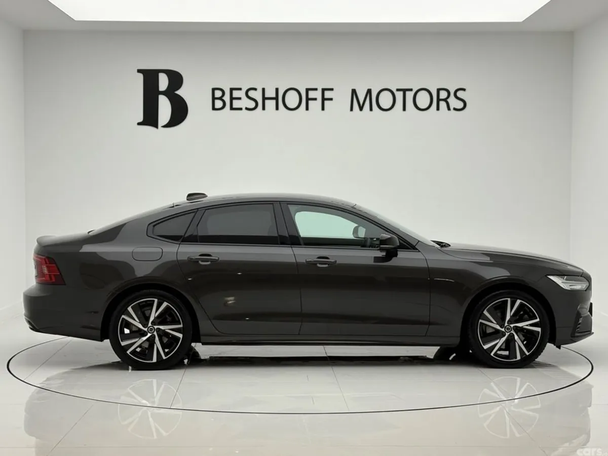 Volvo S90 Saloon, Petrol Plug-in Hybrid, 2022, Grey