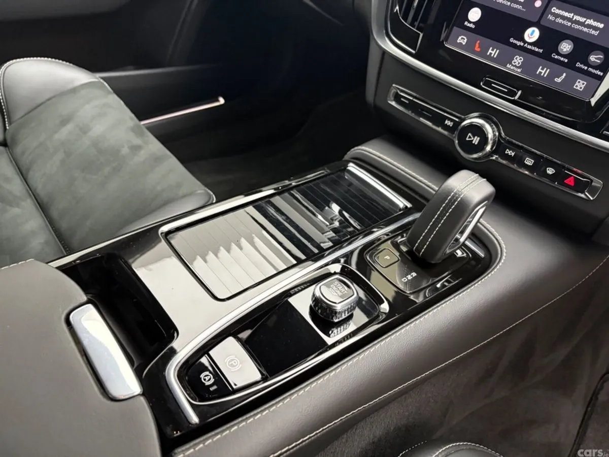 Volvo S90 Saloon, Petrol Plug-in Hybrid, 2022, Grey