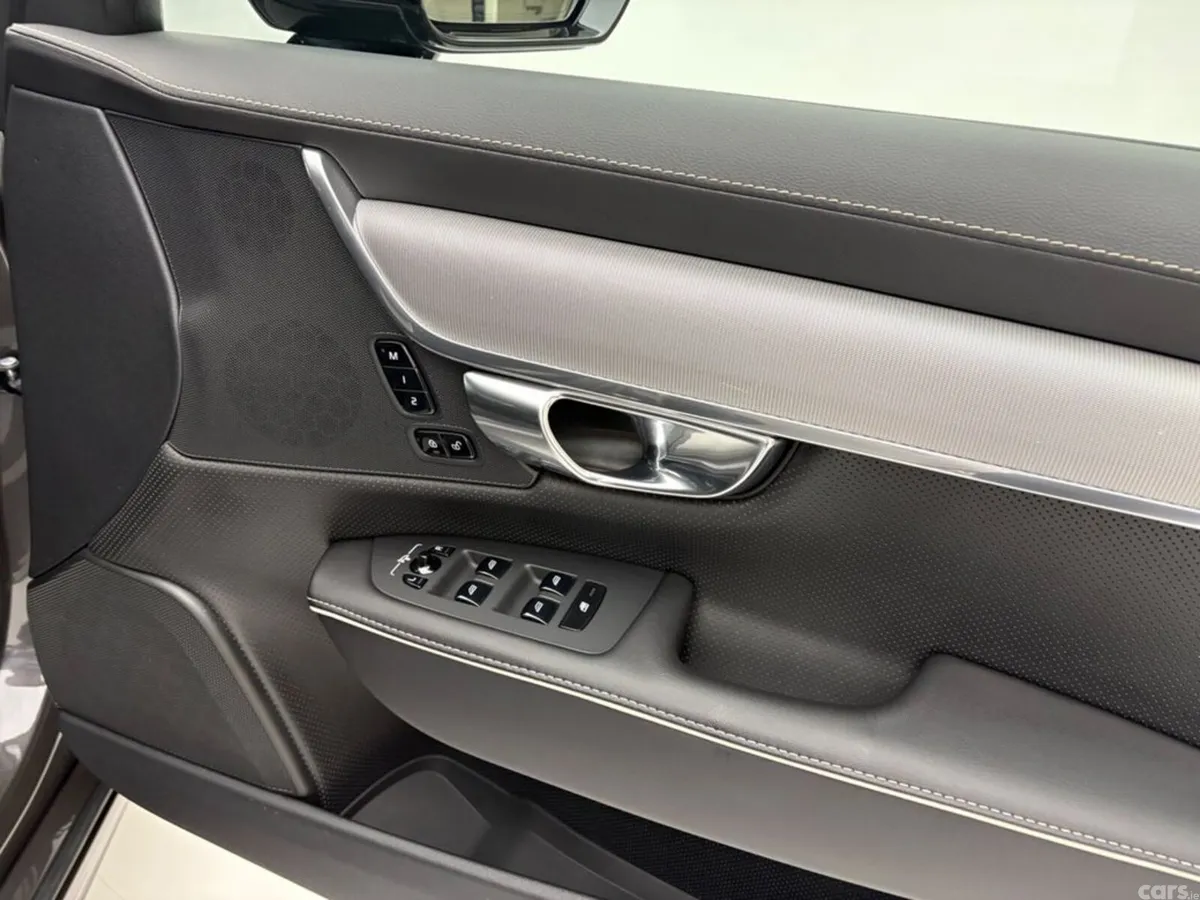 Volvo S90 Saloon, Petrol Plug-in Hybrid, 2022, Grey
