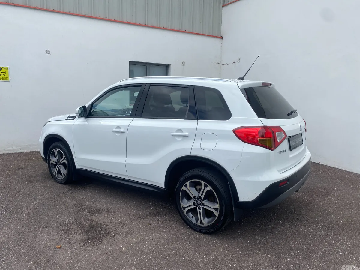 Suzuki Vitara SUV, Petrol, 2018, White