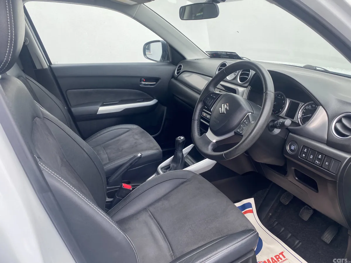 Suzuki Vitara SUV, Petrol, 2018, White
