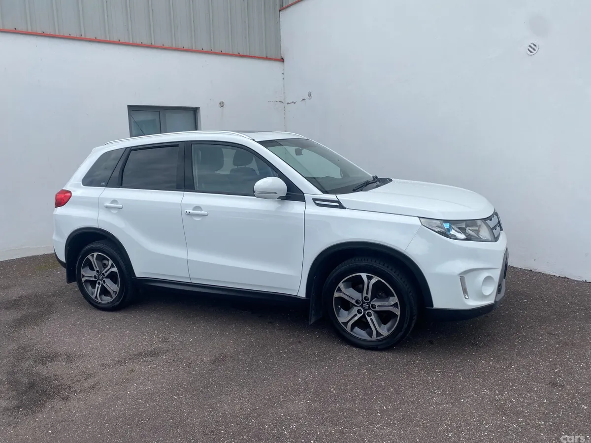 Suzuki Vitara SUV, Petrol, 2018, White