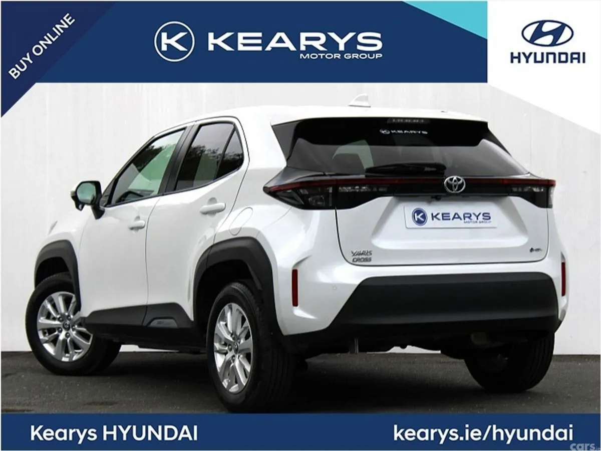 Toyota Yaris Cross SUV, Petrol Hybrid, 2024, White