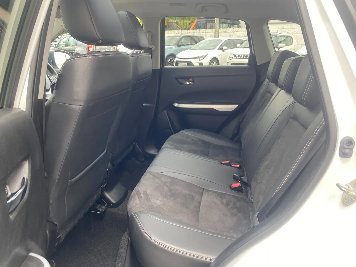Suzuki Vitara SUV, Petrol, 2018, White